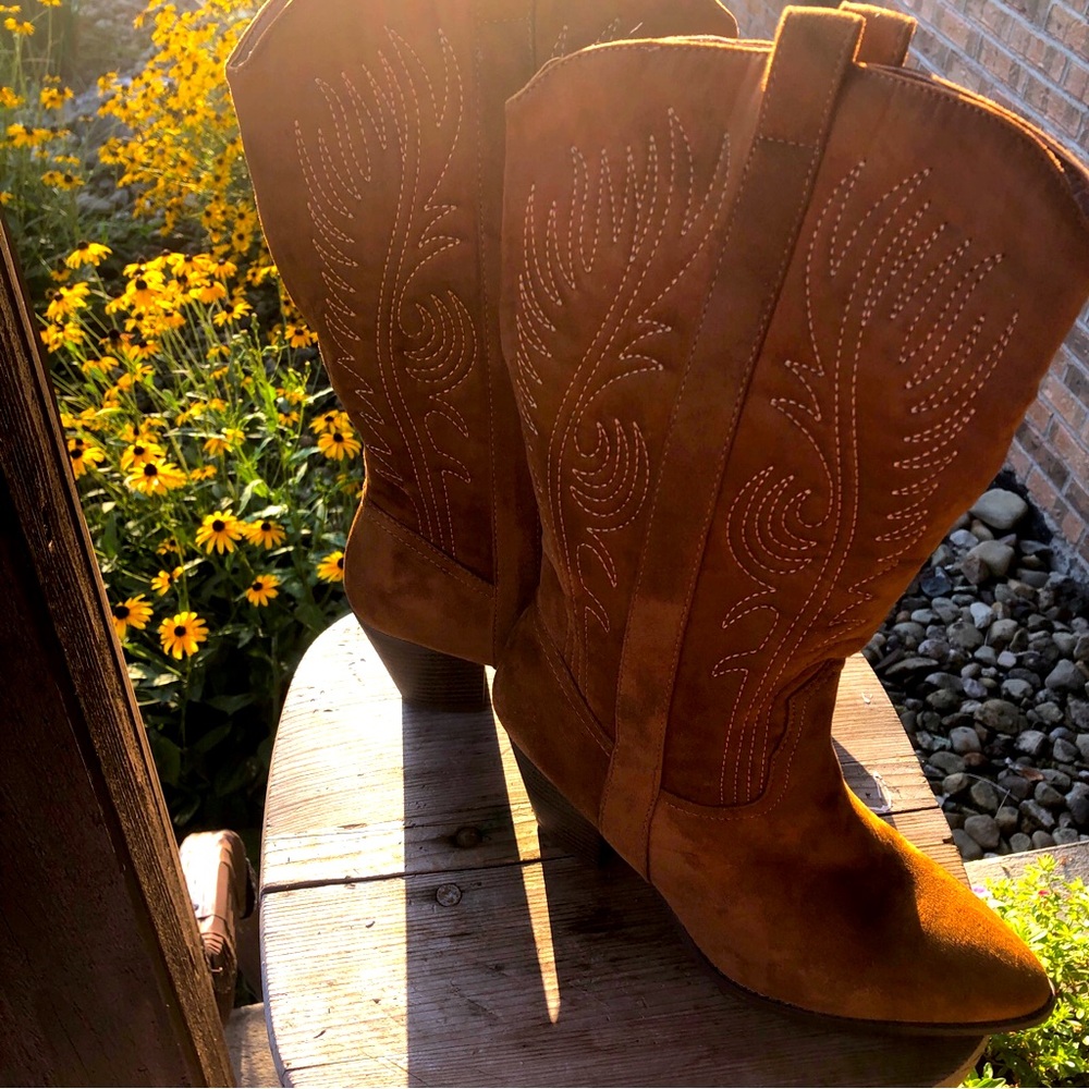 Women Cowgirl Western Boots Almond Toe Pull On Mid Calf Size 6 Carmel Brown